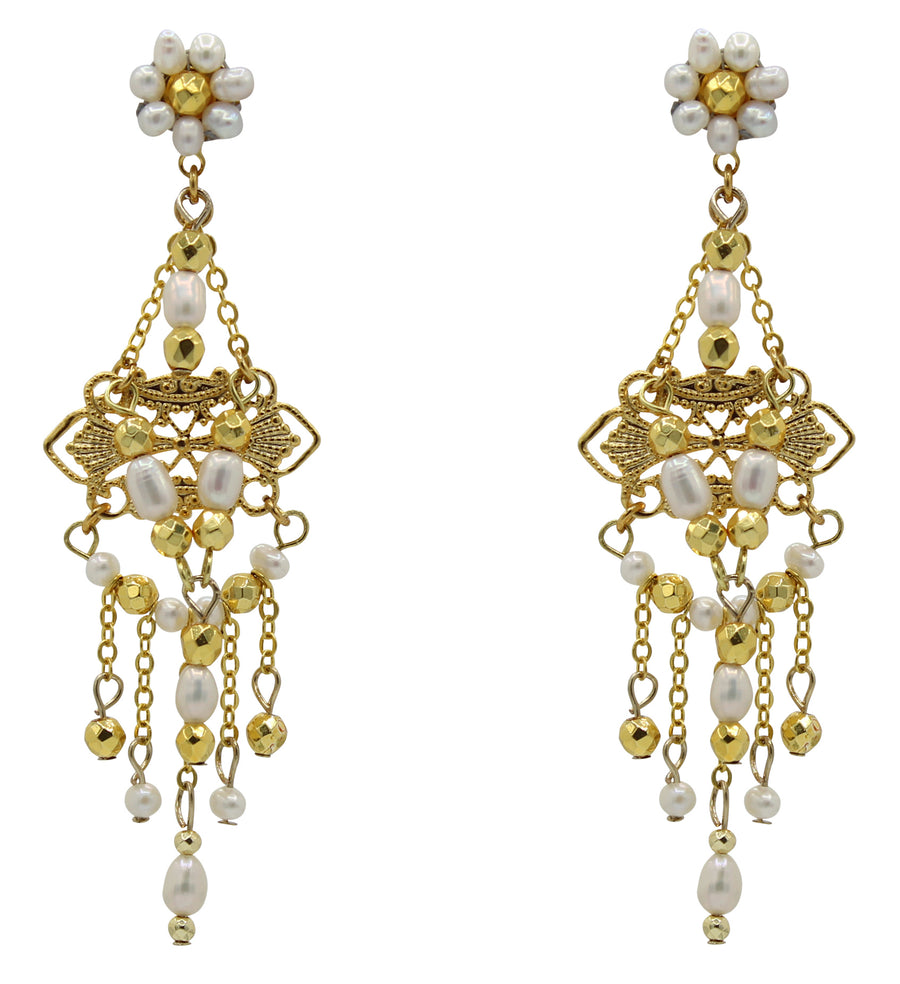 Valedon Petite Hand Beaded Pearl Earrings