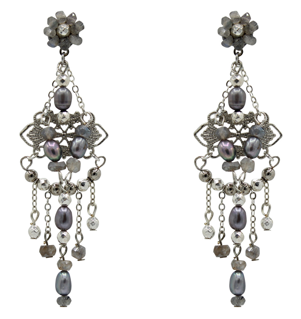 Valedon Petite Hand Beaded Pearl Earrings